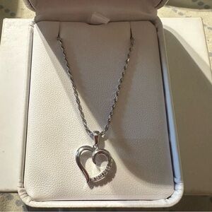 Elegant Silver Heart Pendant Necklace